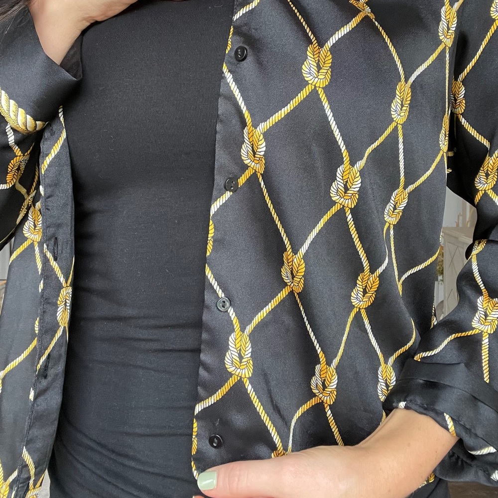 Zara Blouse - Picture 2 of 4